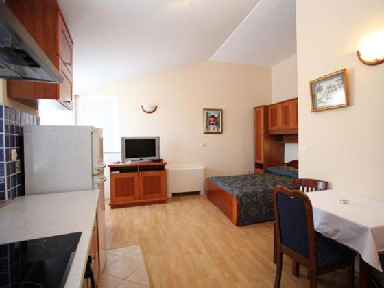 Studio Apartmani Bijeli Delfin بيوغْغاد نا موغو المظهر الخارجي الصورة